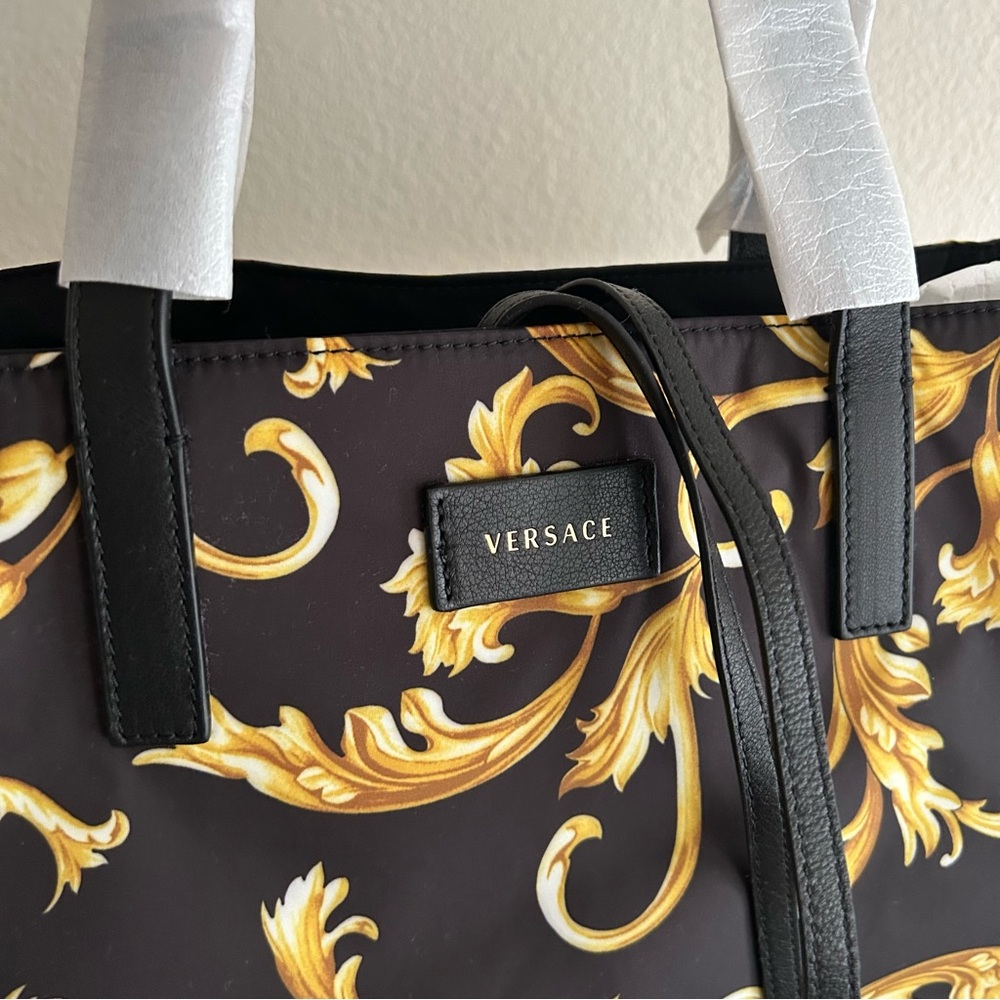 Versace Tote Bag - Picture 5 of 10